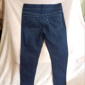 New Pull On Levi's Denim Jeans Sz 6